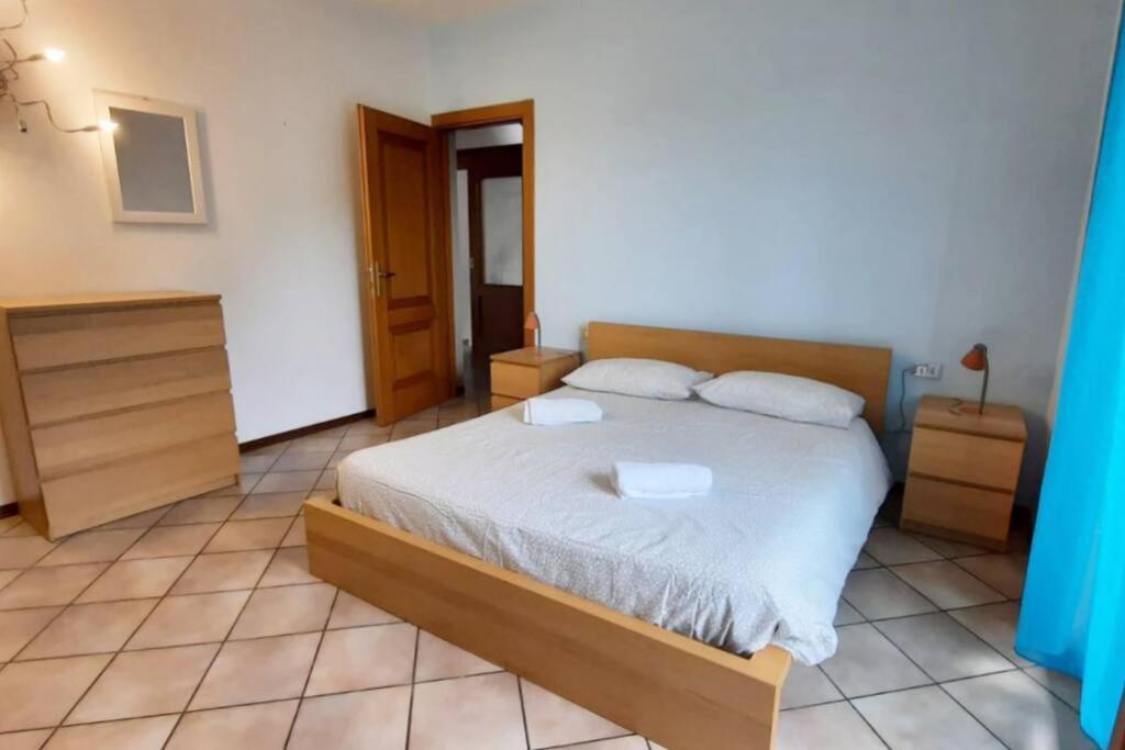 Il Vecchio Kiwi - House With Private Garden Villa Oleggio Castello Buitenkant foto